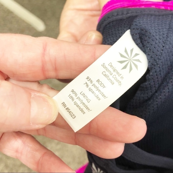 Athleta Active Top w/Built-in Sports Bra - Picture 4 of 5